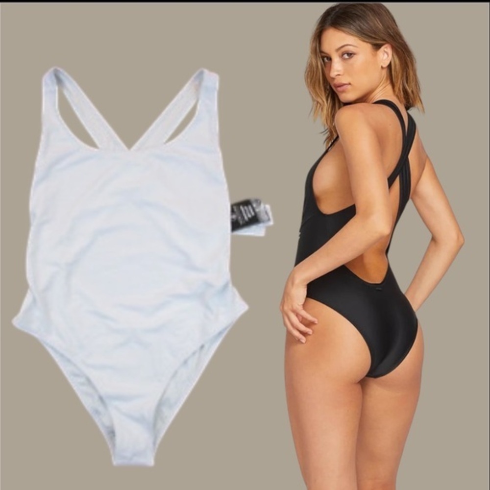 NWT Volcom Swimsuit FRESH INK Solid White Size XL